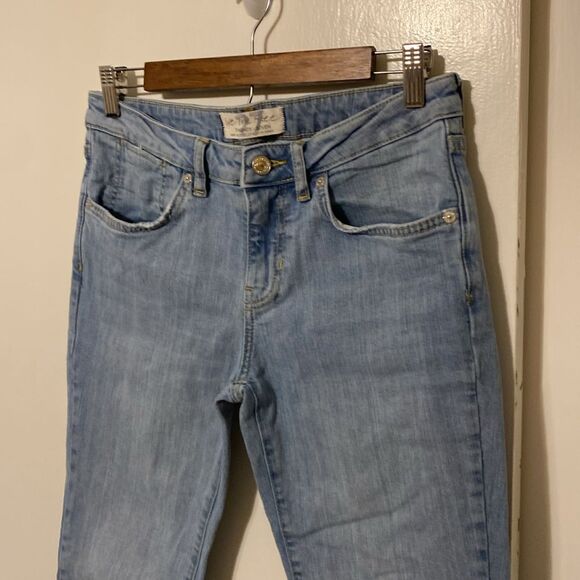 We the Free Liv Crop Flare Low Rise Jeans Women's Size 27 9785324 - Picture 5 of 13